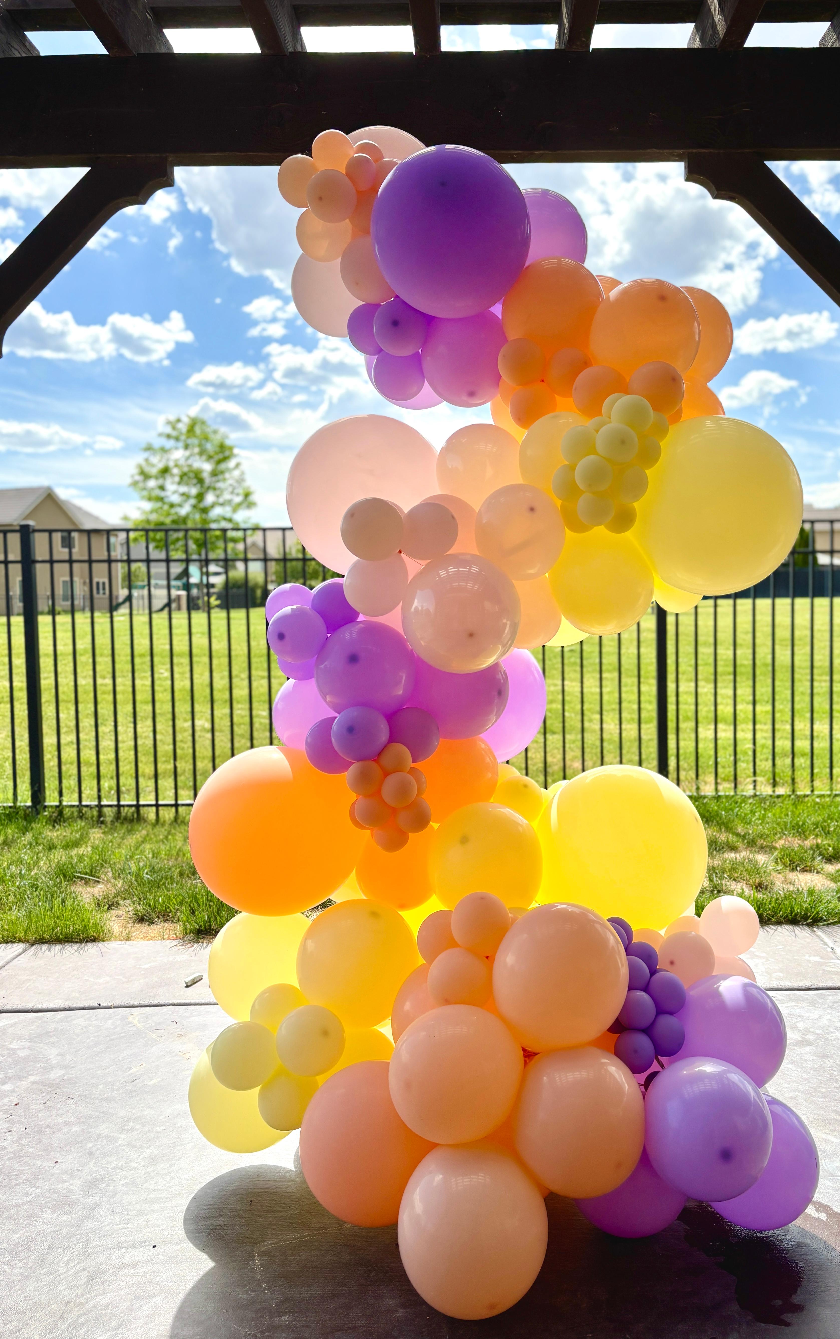 Balloon installation by Arch & Air