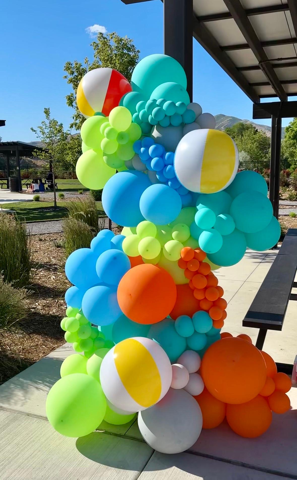 Balloon installation by Arch & Air